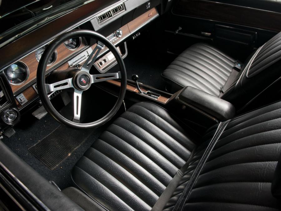 Интерьер Oldsmobile 442 W-30 Convertible (4467) 1971 года  (фото 11 из 20)